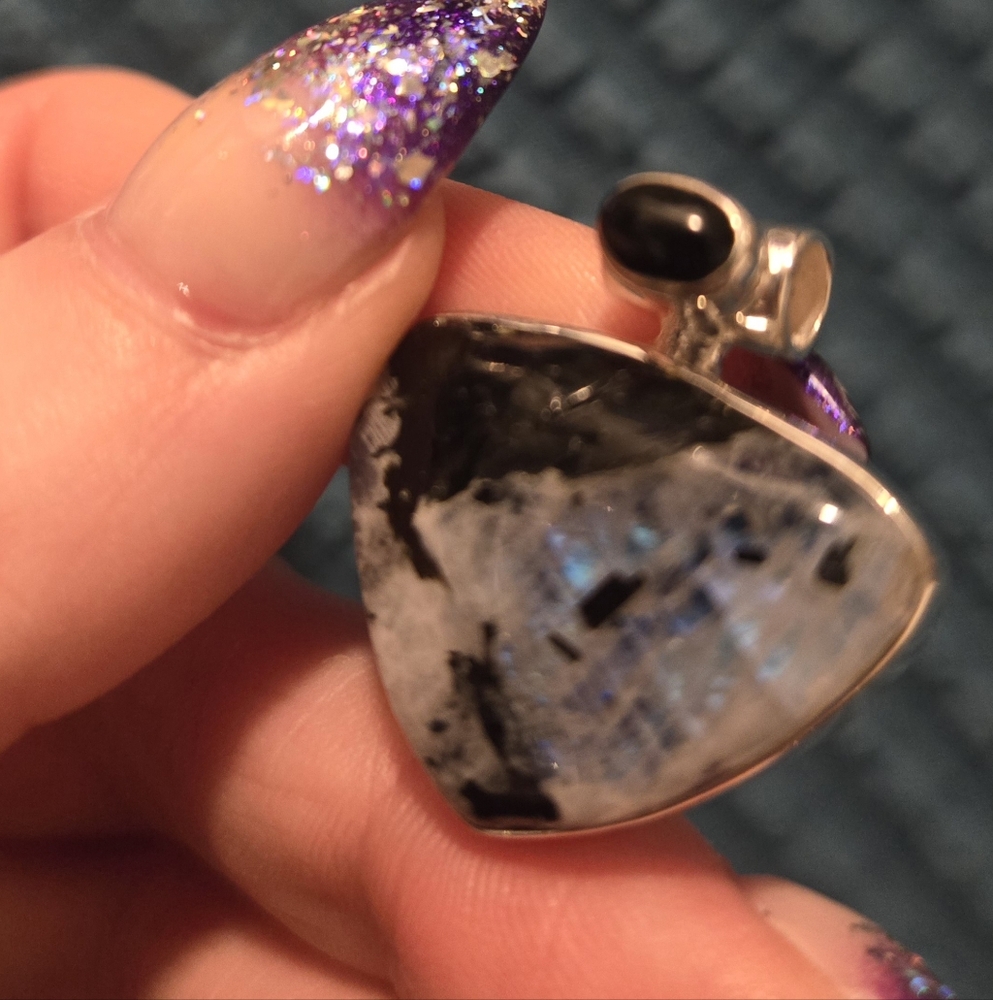 Moonstone and Quartz sterling silver pendant with Obsidian accent - Picture 7 of 9